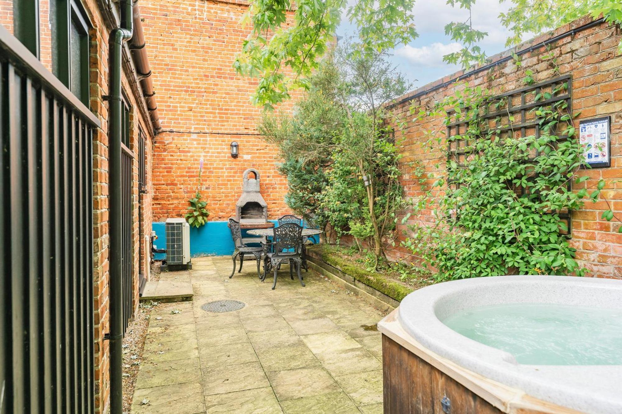 The Orangery - Bnb Suites Thurning  Esterno foto